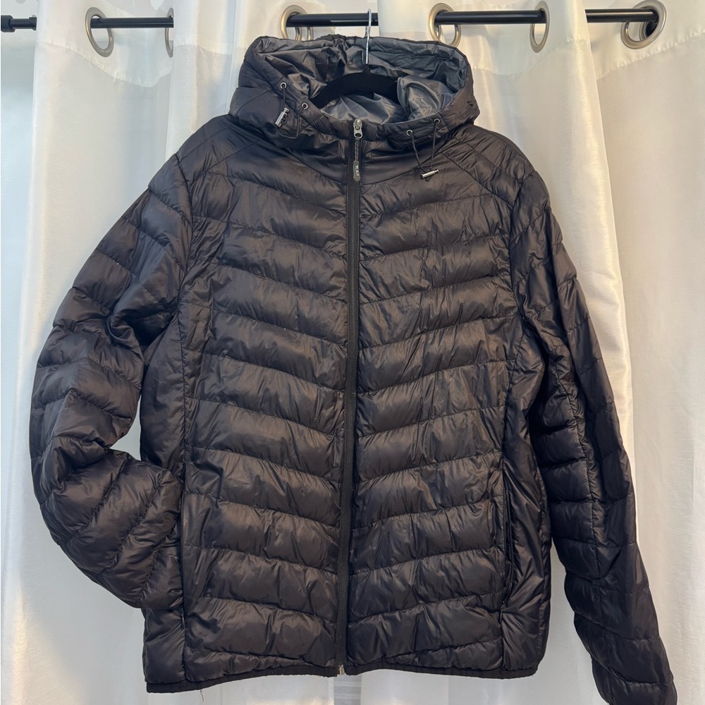 Tumi Men's Charcoal Puffer Jacket